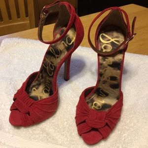 ⭐️NEW ITEM⭐️Sam Edelman used red suede open toe.